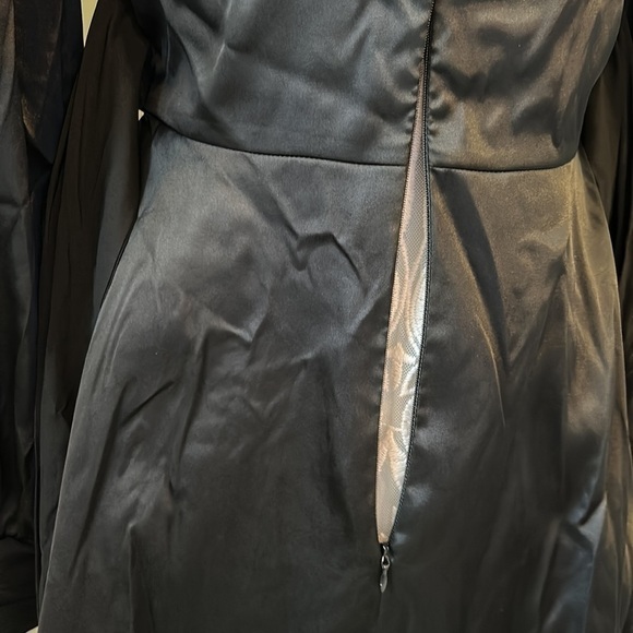 Svetlana size 8 & 4 high neck long sleeve sexy keyhole tuxedo tail ruching cuff - Picture 10 of 17